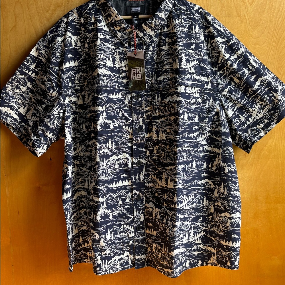 3XL Duluth Men's Navy and White Patterned Shirt